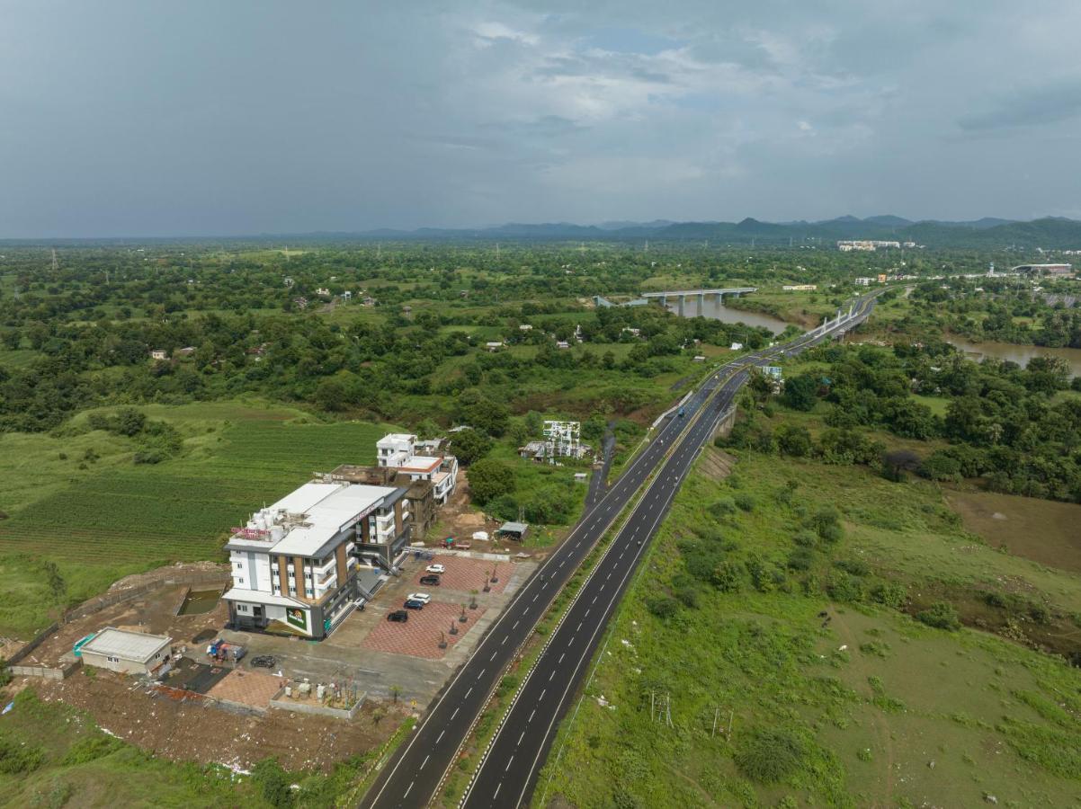 The Scenic Unity Hotel Garudeshwar Luaran gambar